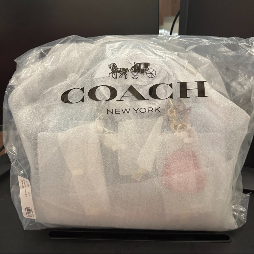 NWT - Rowan Large Satchel Bag In Loved Denim With Charms - Picture 7 of 9
